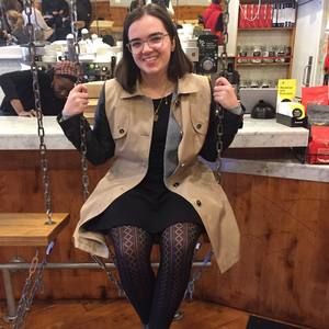 Meet your Posher, Isabella